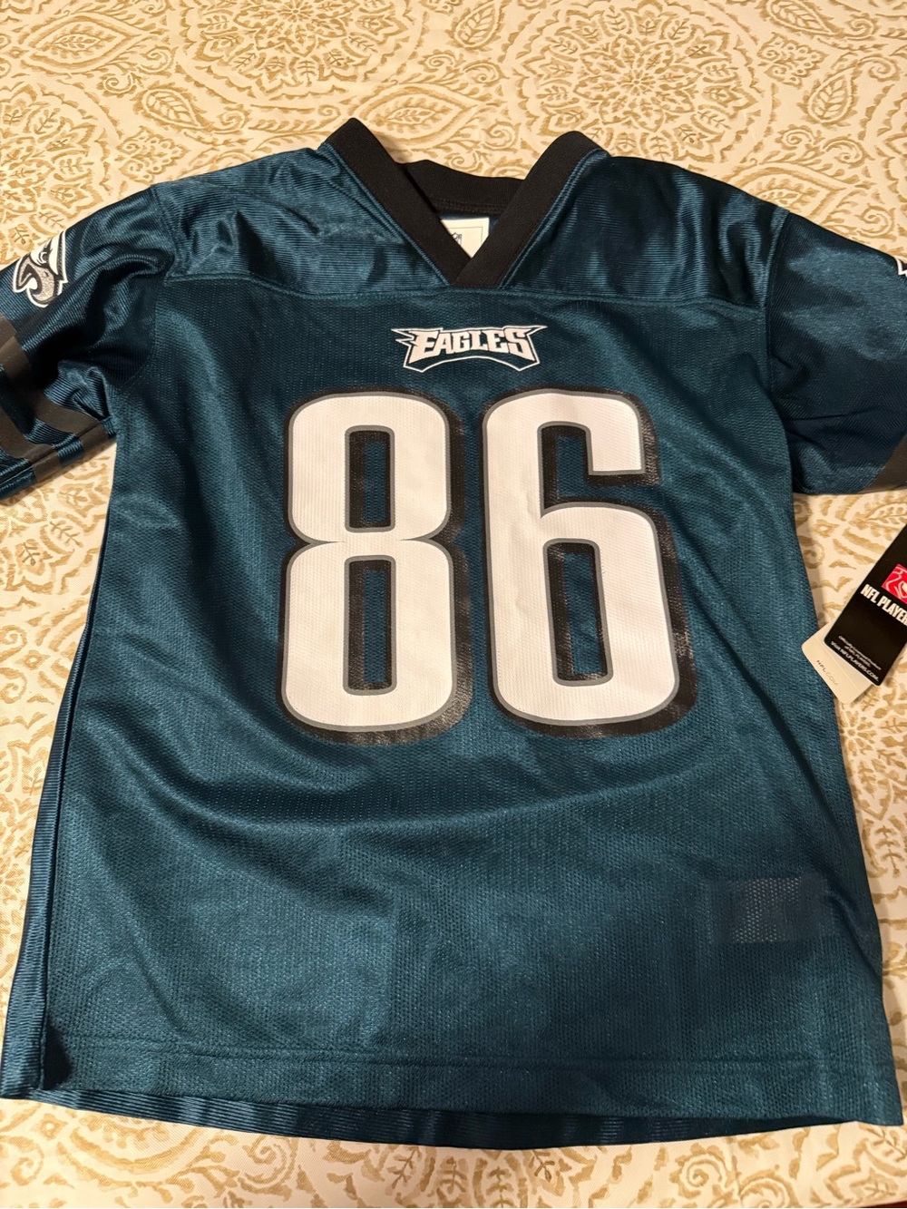 New eagles jersey youth medium 10/12